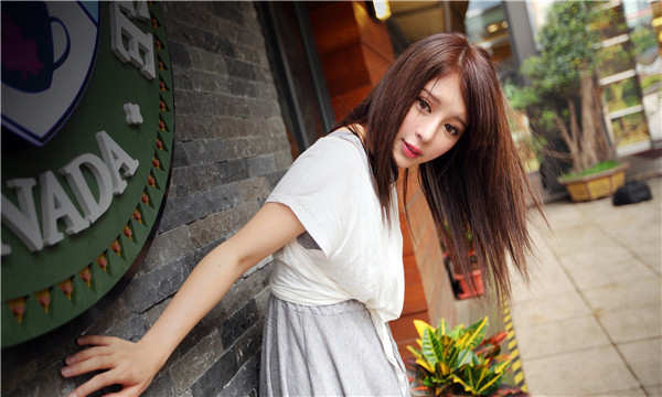 蔡甸想找一个女性生孩子给报酬-｛找个女人生孩子多少钱｝